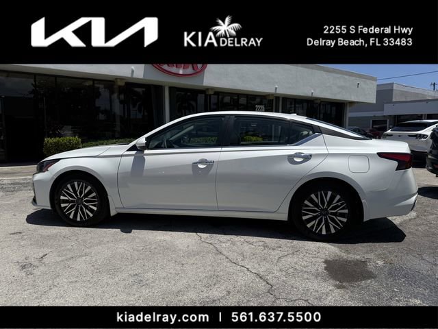 Used 2024 Nissan Altima 2.5 SV w/ SV Premium Package FWD image 5