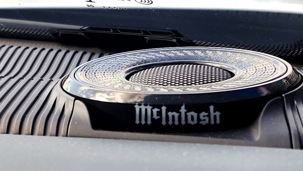 Used 2024 Jeep Grand Wagoneer L Series III w/ Rear Seat Video Group 1 AWD/4WD image 97