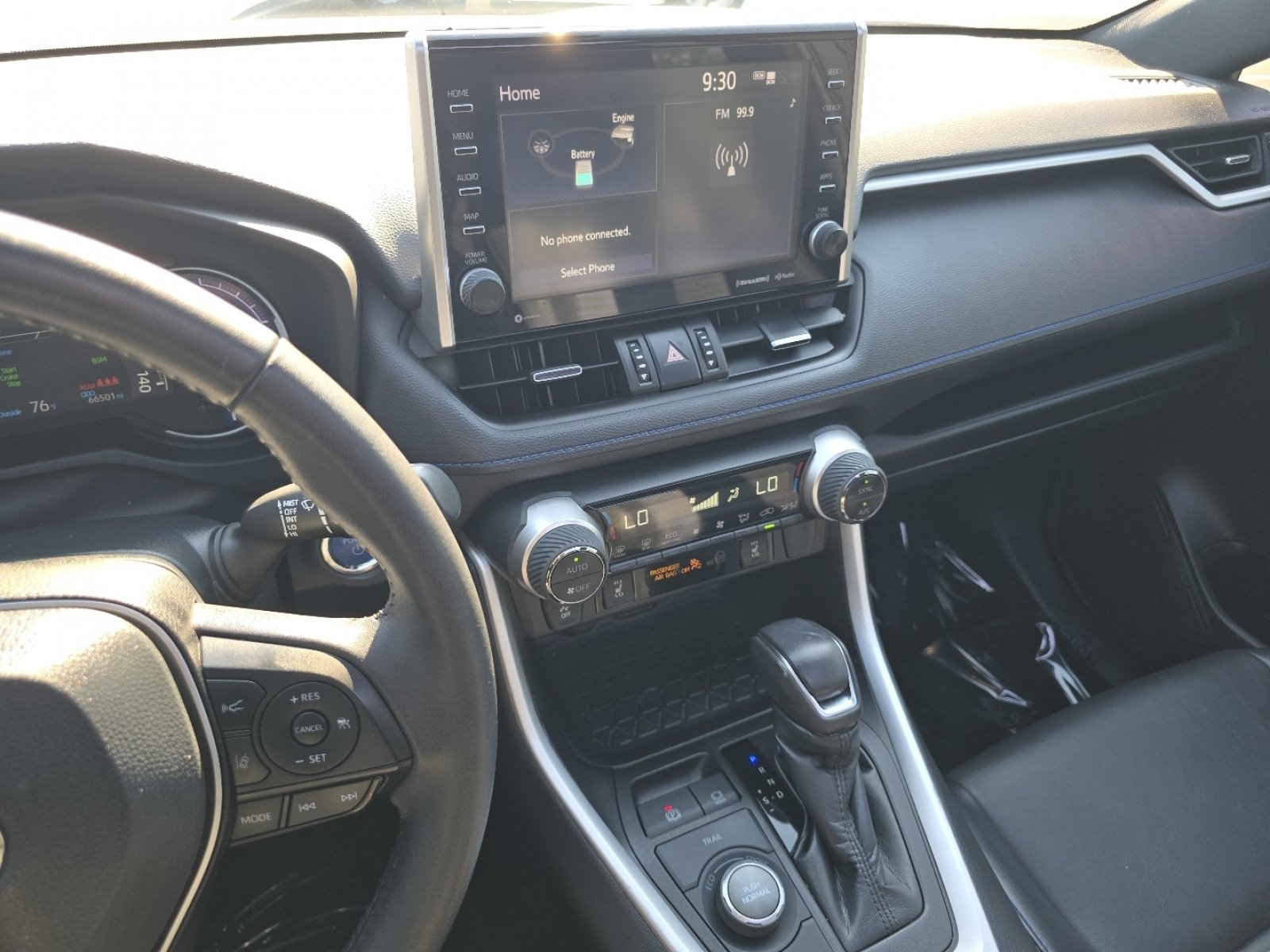 Used 2022 Toyota RAV4 XSE AWD/4WD image 29