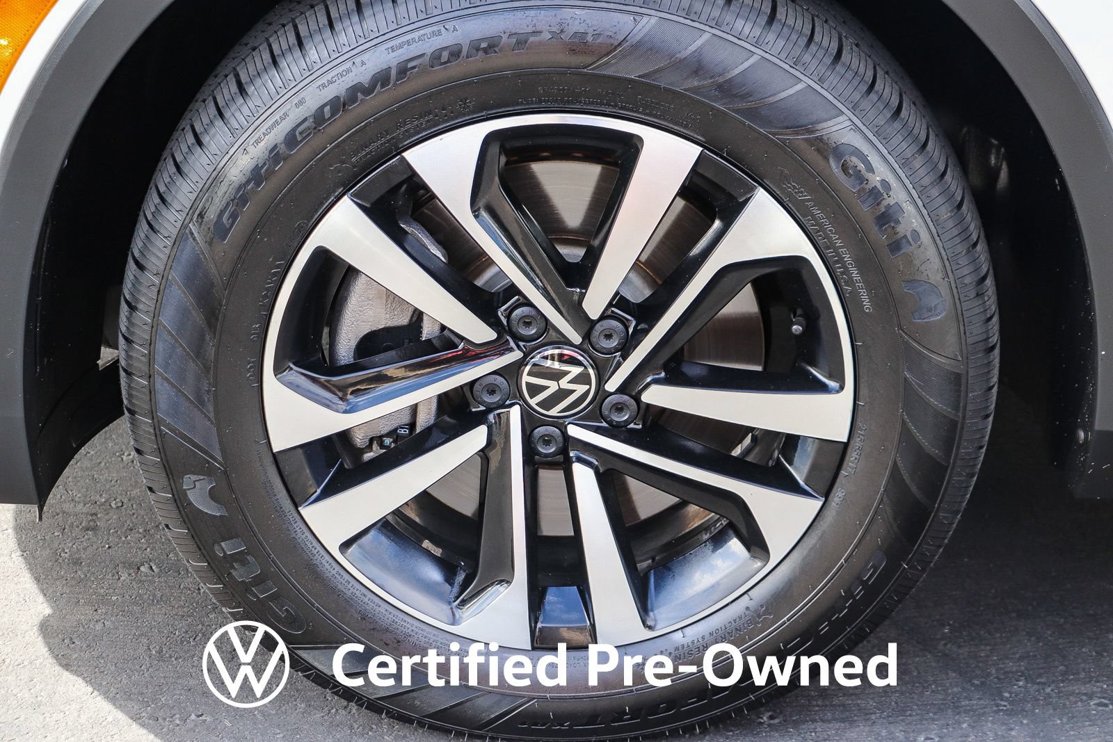 Used 2024 Volkswagen Tiguan S FWD image 12
