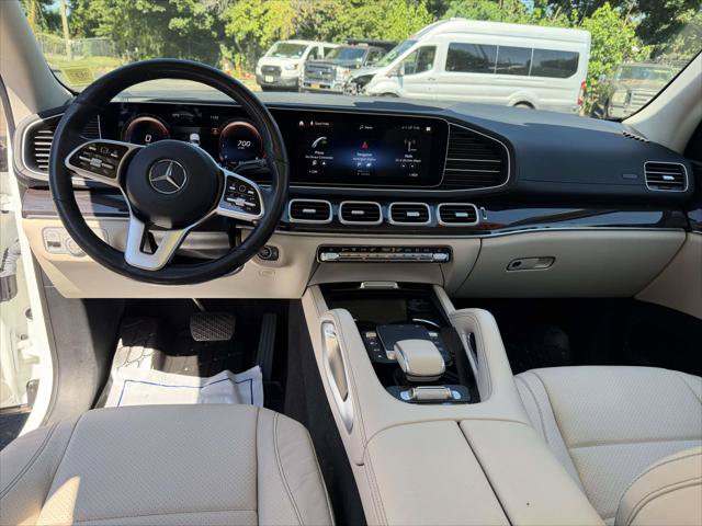 Used 2021 Mercedes-Benz GLS 450 4MATIC image 19