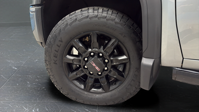 Used 2024 GMC Sierra 2500 AT4 w/ AT4 Premium Plus Package AWD/4WD image 40