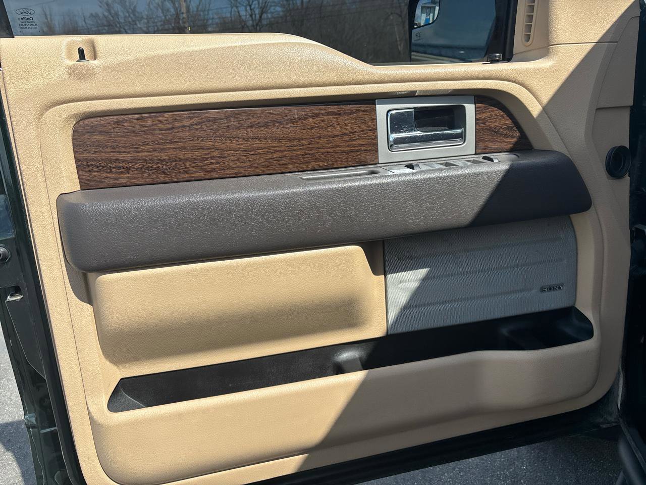 Used 2013 Ford F150 Lariat w/ Luxury Equipment Group image 14