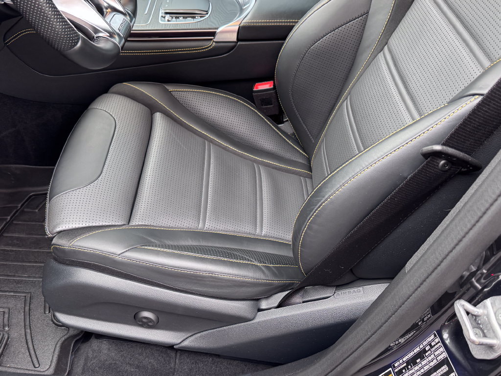 Used 2020 Mercedes-Benz GLC 63 AMG 4MATIC image 22