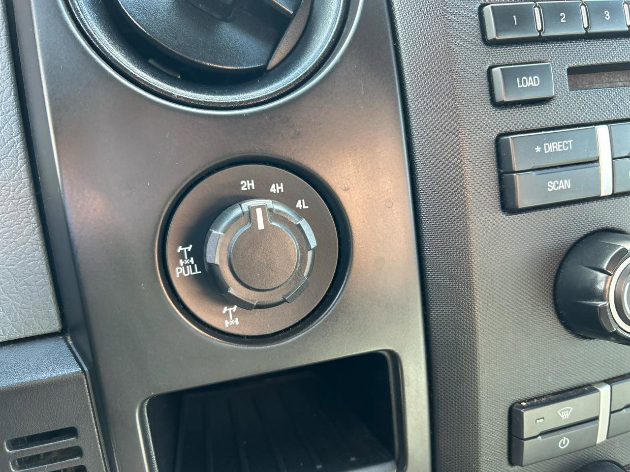 Used 2013 Ford F150 STX w/ Mid Equipment Group AWD/4WD image 16
