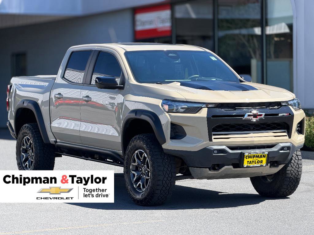 Used 2023 Chevrolet Colorado ZR2 w/ ZR2 Convenience Package III AWD/4WD image 1
