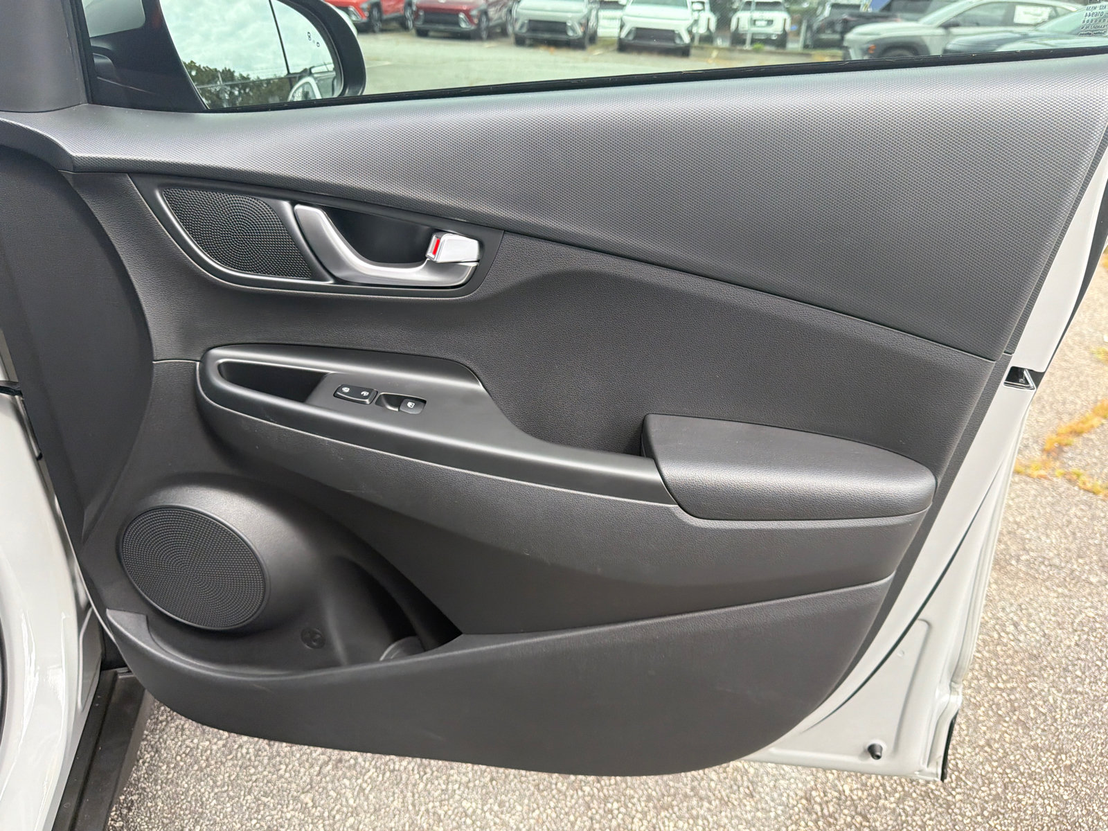 Certified 2022 Hyundai Kona SEL w/ Convenience Package FWD image 14