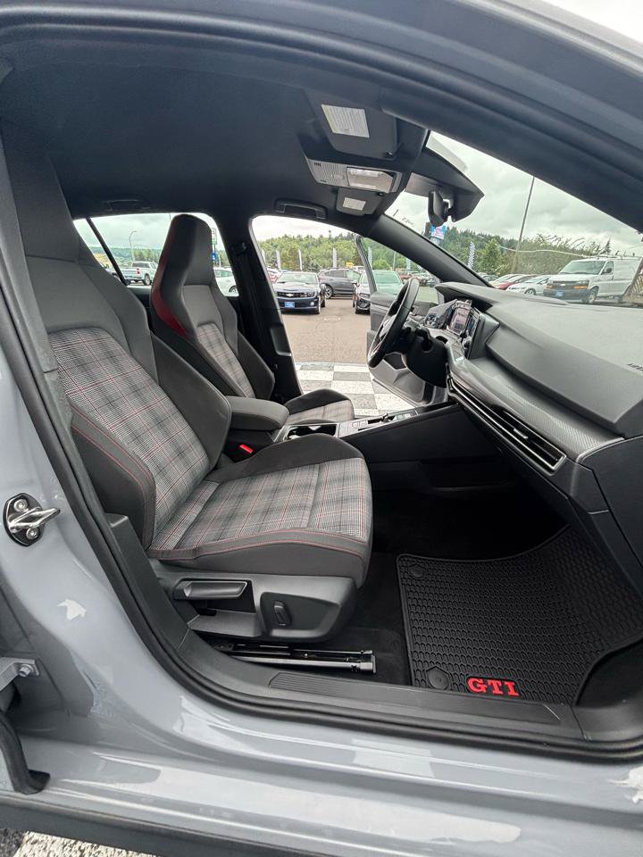 Used 2022 Volkswagen GTI S FWD image 24