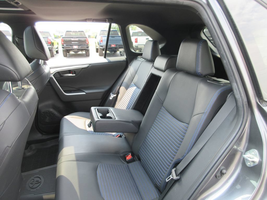 Used 2024 Toyota RAV4 XSE w/ Advanced Technology Package AWD/4WD image 21