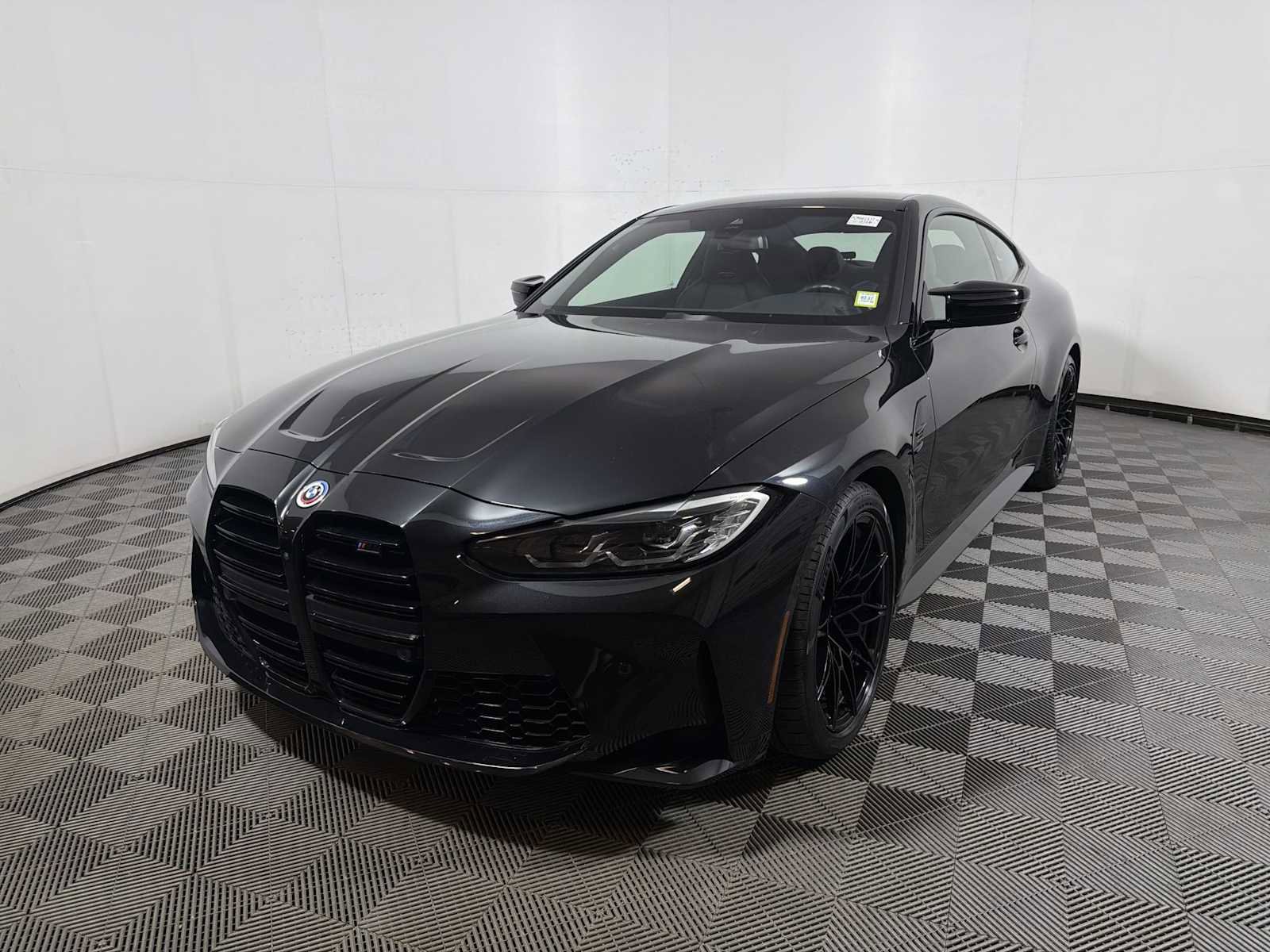 Used 2023 BMW M4 Competition w/ Executive Package image 3