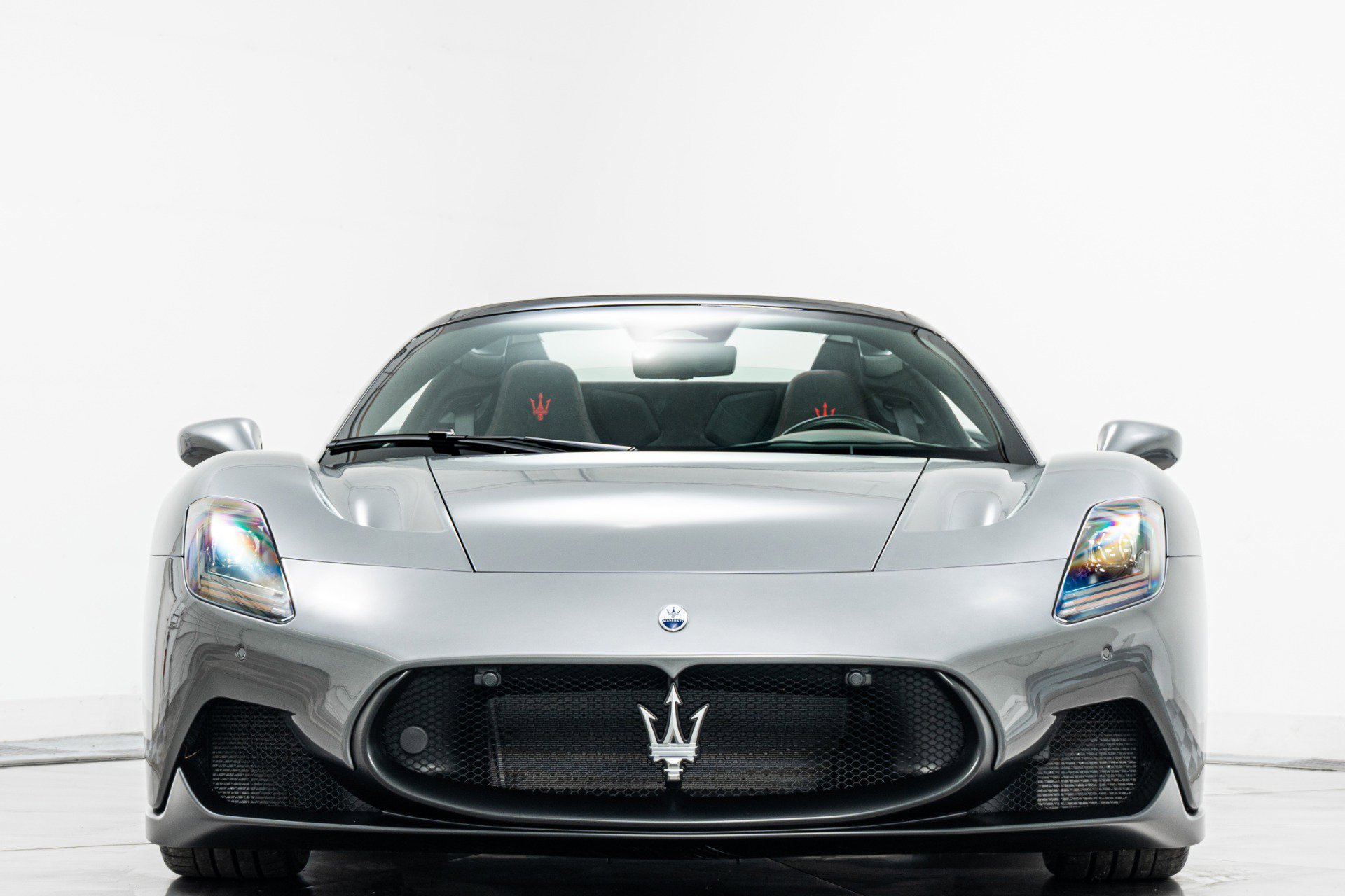 Used 2023 Maserati MC20 Cielo -351 Miles, Lightweight image 4