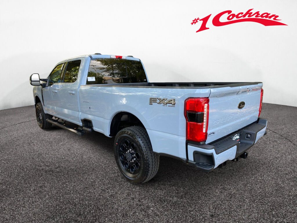 New 2026 Ford F350 Lariat w/ Black Appearance Package image 5