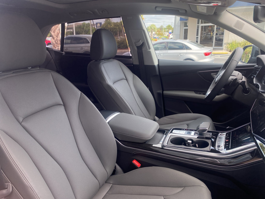 New 2025 Audi Q8 Premium Plus image 15
