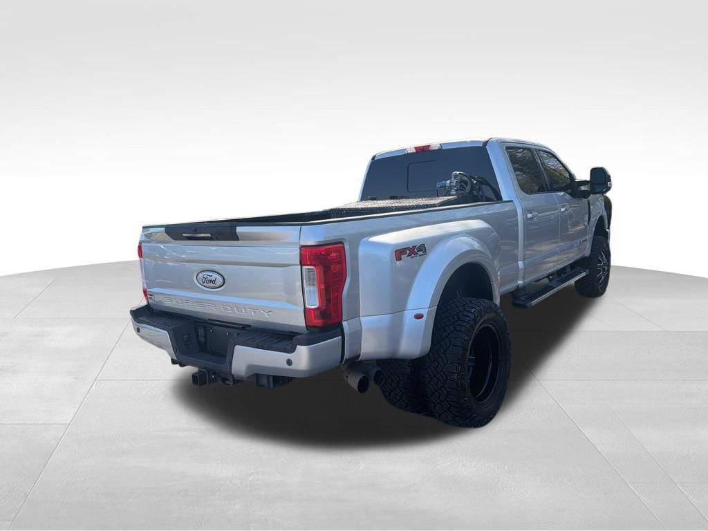 Used 2019 Ford F350 Lariat w/ Lariat Ultimate Package image 5