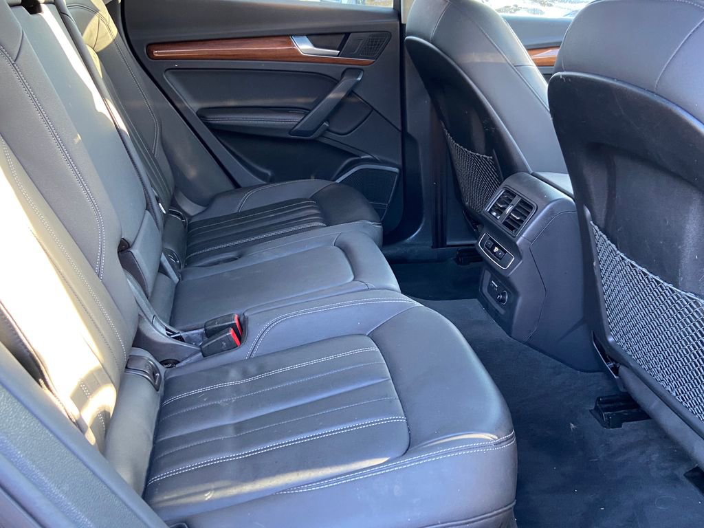Used 2023 Audi Q5 2.0T Premium Plus w/ Premium Plus Package image 27