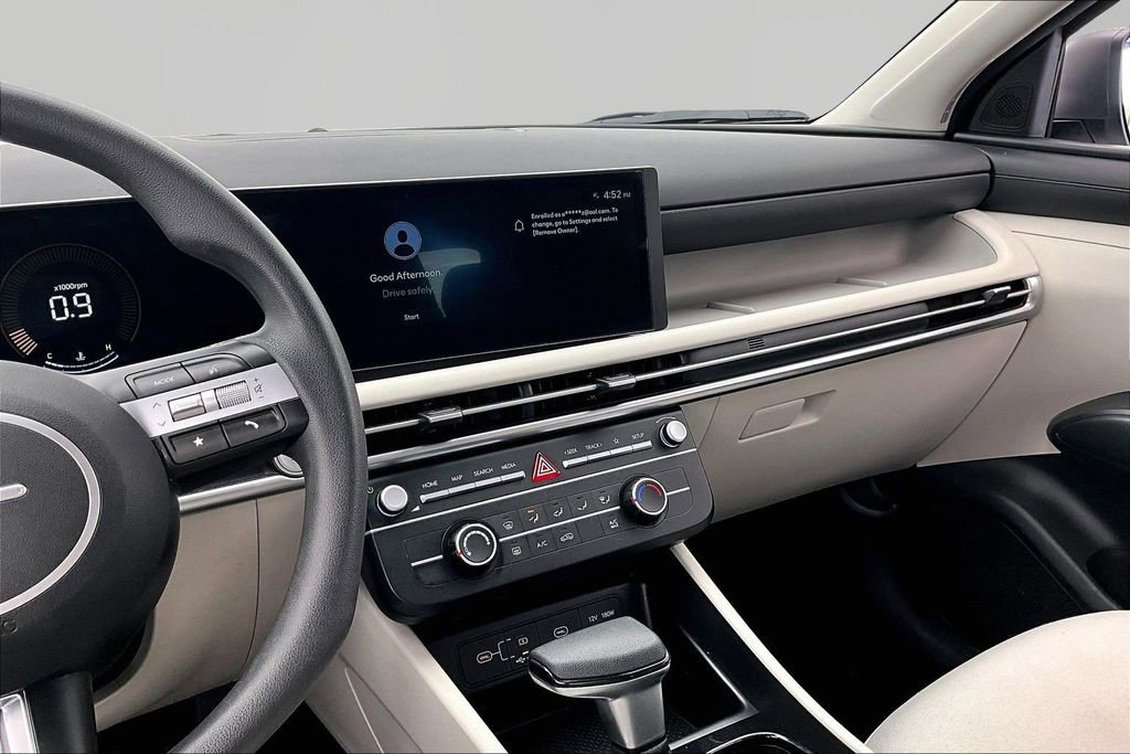 Used 2025 Hyundai Tucson SE image 6