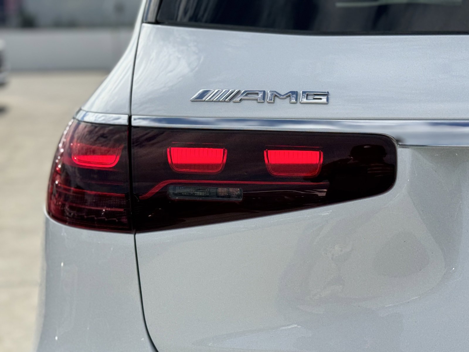 New 2025 Mercedes-Benz GLS 63 AMG 4MATIC image 12