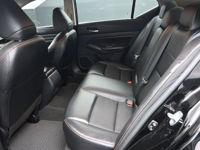 Used 2022 Nissan Altima 2.0 SR FWD image 9