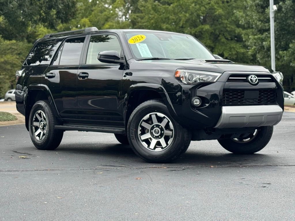 Certified 2024 Toyota 4Runner TRD Off-Road image 2