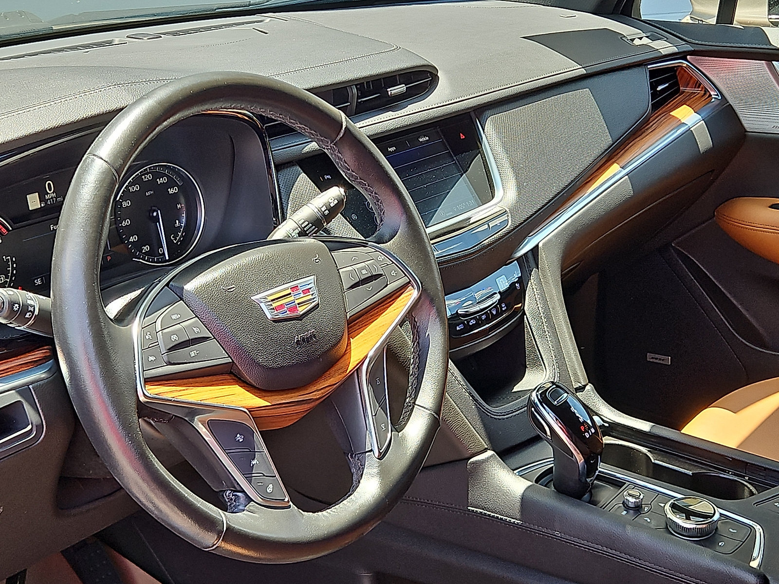 Certified 2023 Cadillac XT5 Premium Luxury w/ LPO, Floor Liner Package FWD image 13