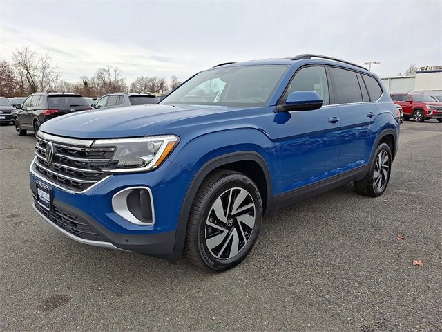 New 2025 Volkswagen Atlas SE image 2