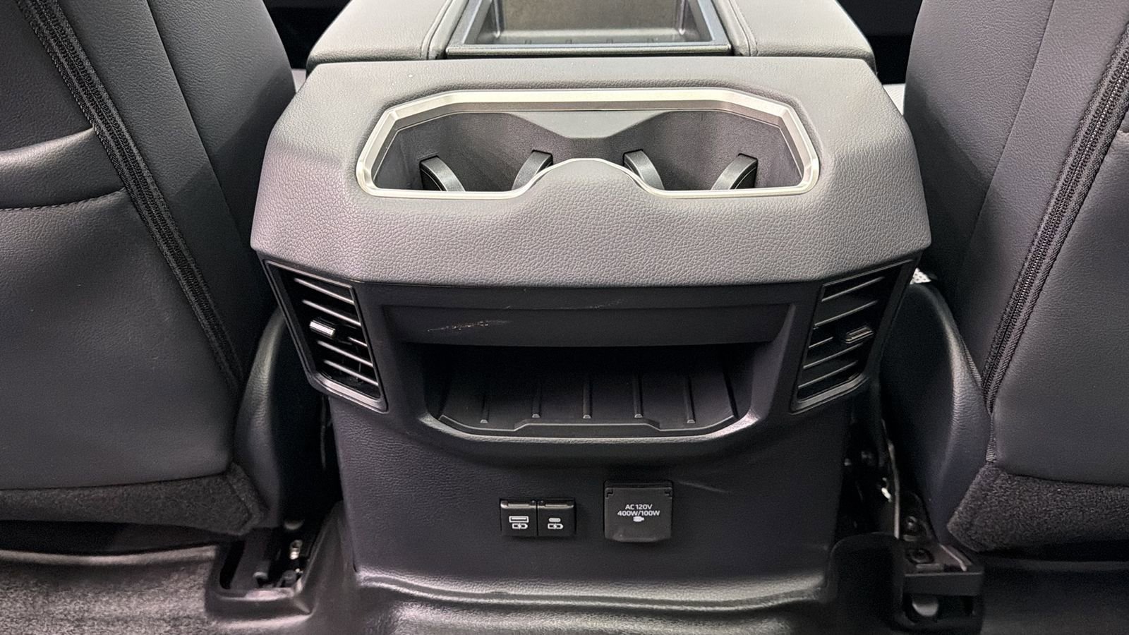 Used 2025 Toyota Tundra Limited image 36