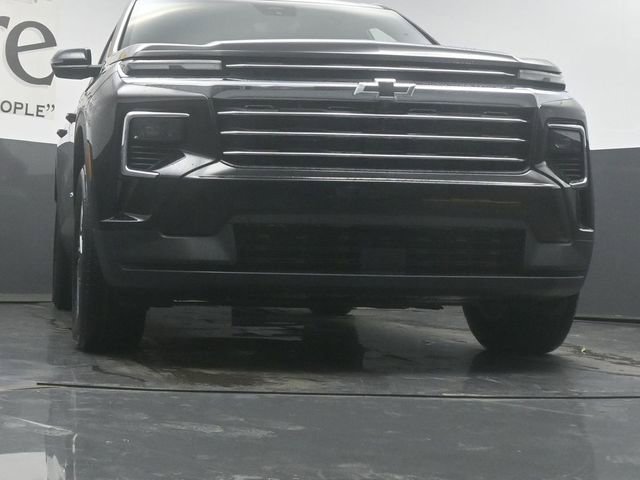 New 2026 Chevrolet Traverse LT w/ Driver Confidence Package FWD image 3