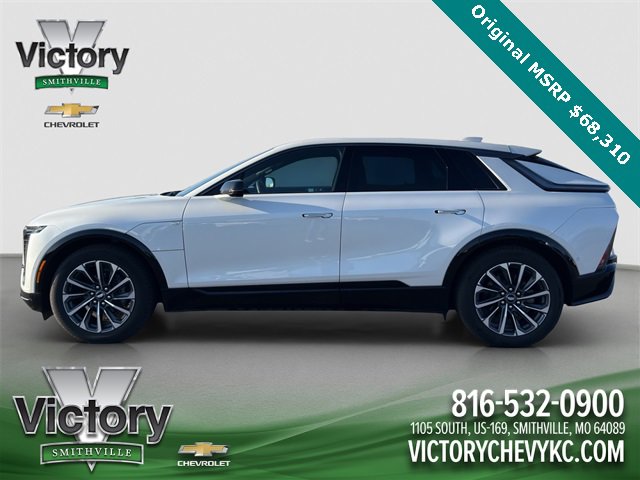 Used 2024 Cadillac Lyriq Sport w/ LPO, Floor Liner Package image 3