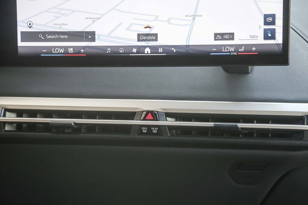 Certified 2025 BMW iX xDrive50 AWD/4WD image 10