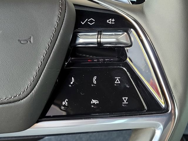 New 2026 Cadillac Escalade Platinum Sport w/ LPO, ONYX Package image 24