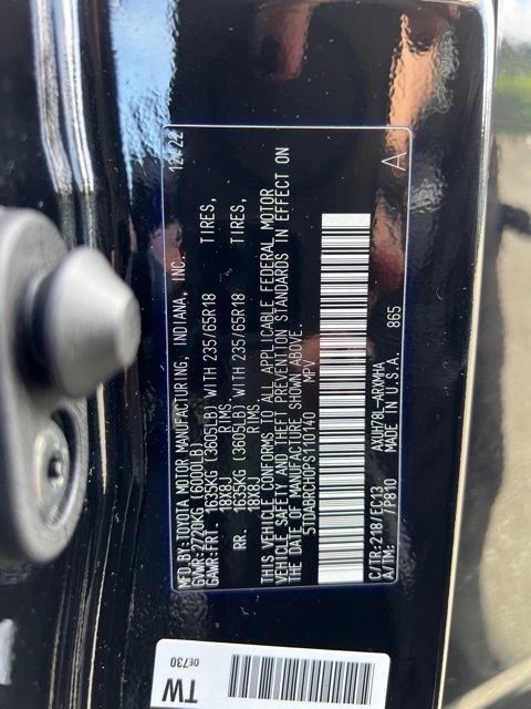 Used 2023 Toyota Highlander Bronze Edition AWD/4WD image 11