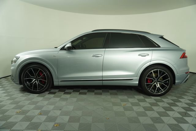 Used 2021 Audi Q8 Prestige w/ Prestige Package image 4