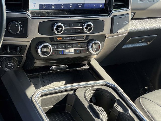 Used 2022 Ford F350 Platinum AWD/4WD image 23