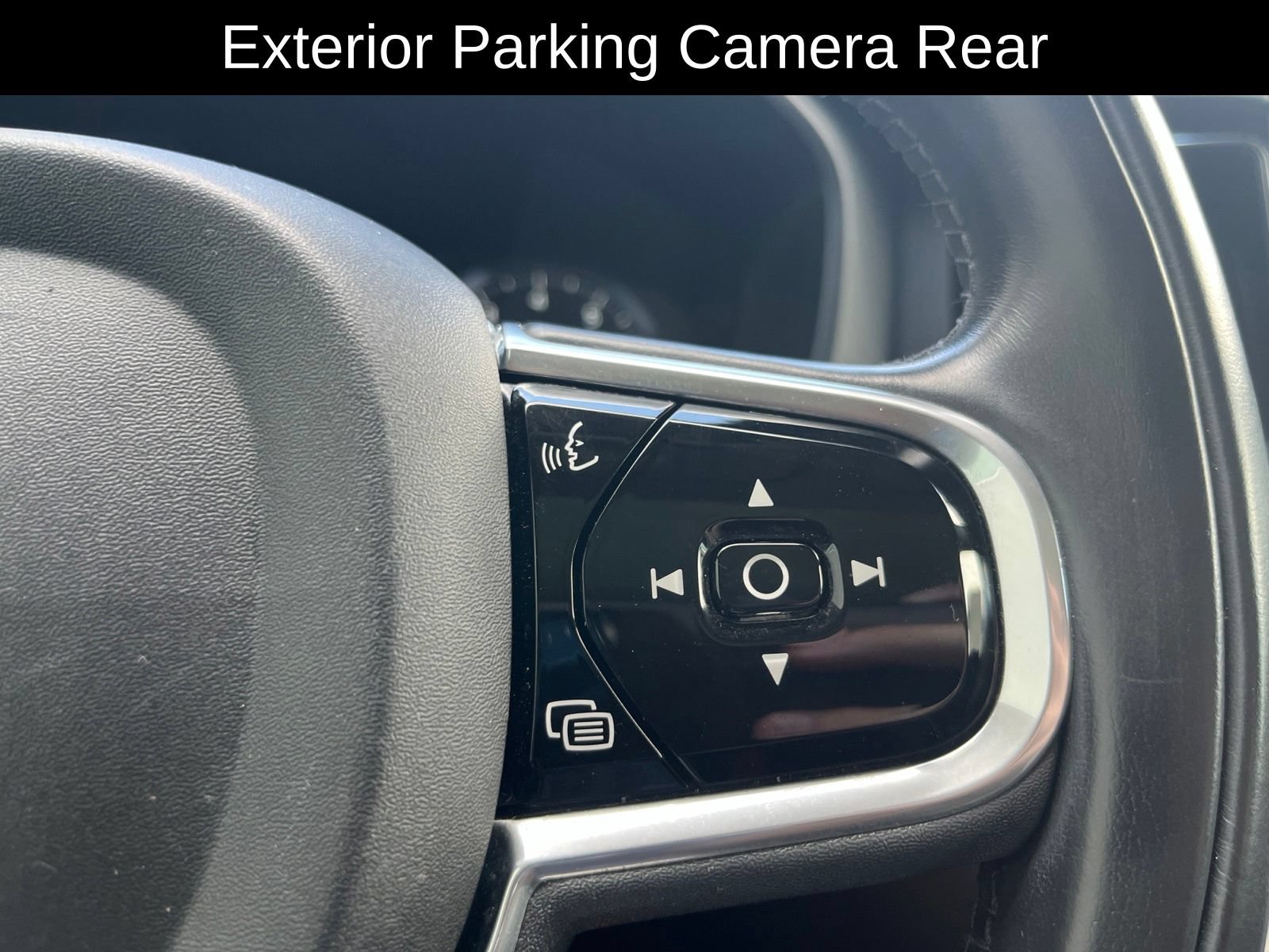 Used 2018 Volvo XC60 T5 Inscription w/ Vision Package AWD/4WD image 17