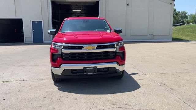 Used 2026 Chevrolet Silverado 1500 LT AWD/4WD image 3
