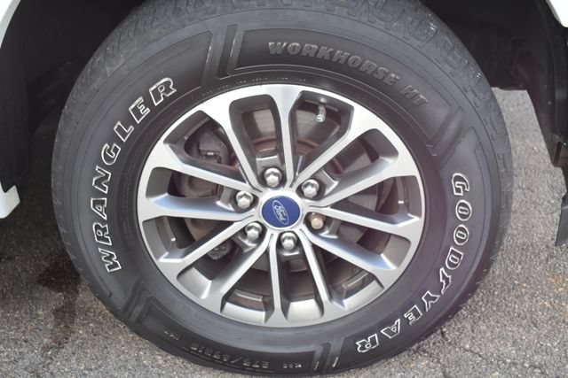Used 2018 Ford F150 XLT w/ Equipment Group 302A Luxury AWD/4WD image 48