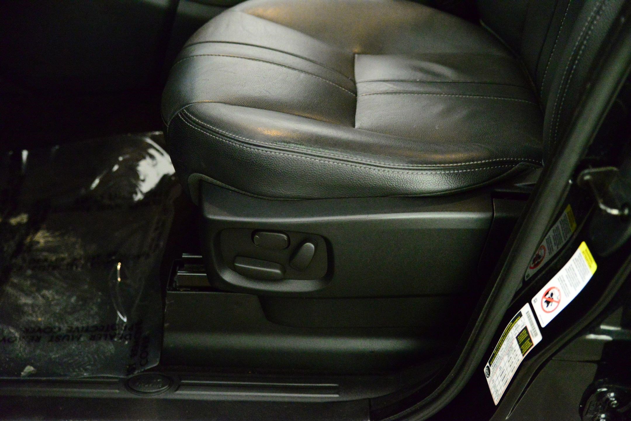 Used 2016 Land Rover LR4 image 22