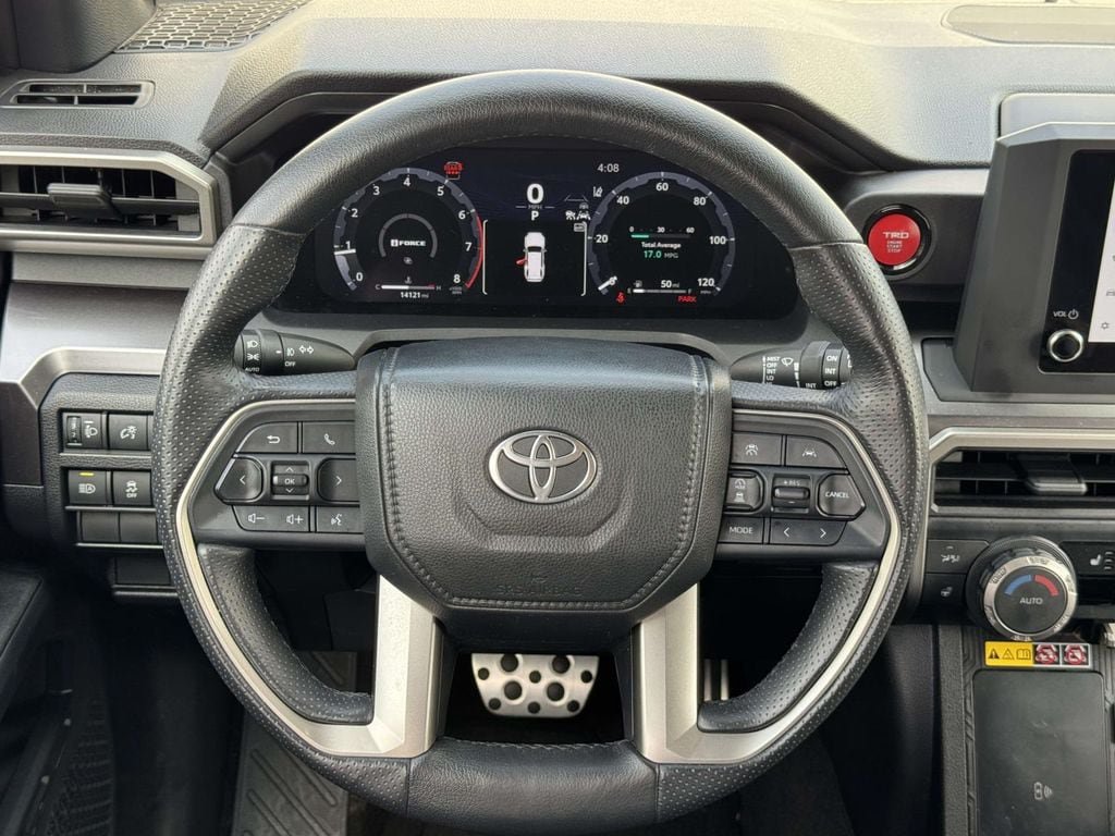 Used 2025 Toyota 4Runner TRD Sport AWD/4WD image 11