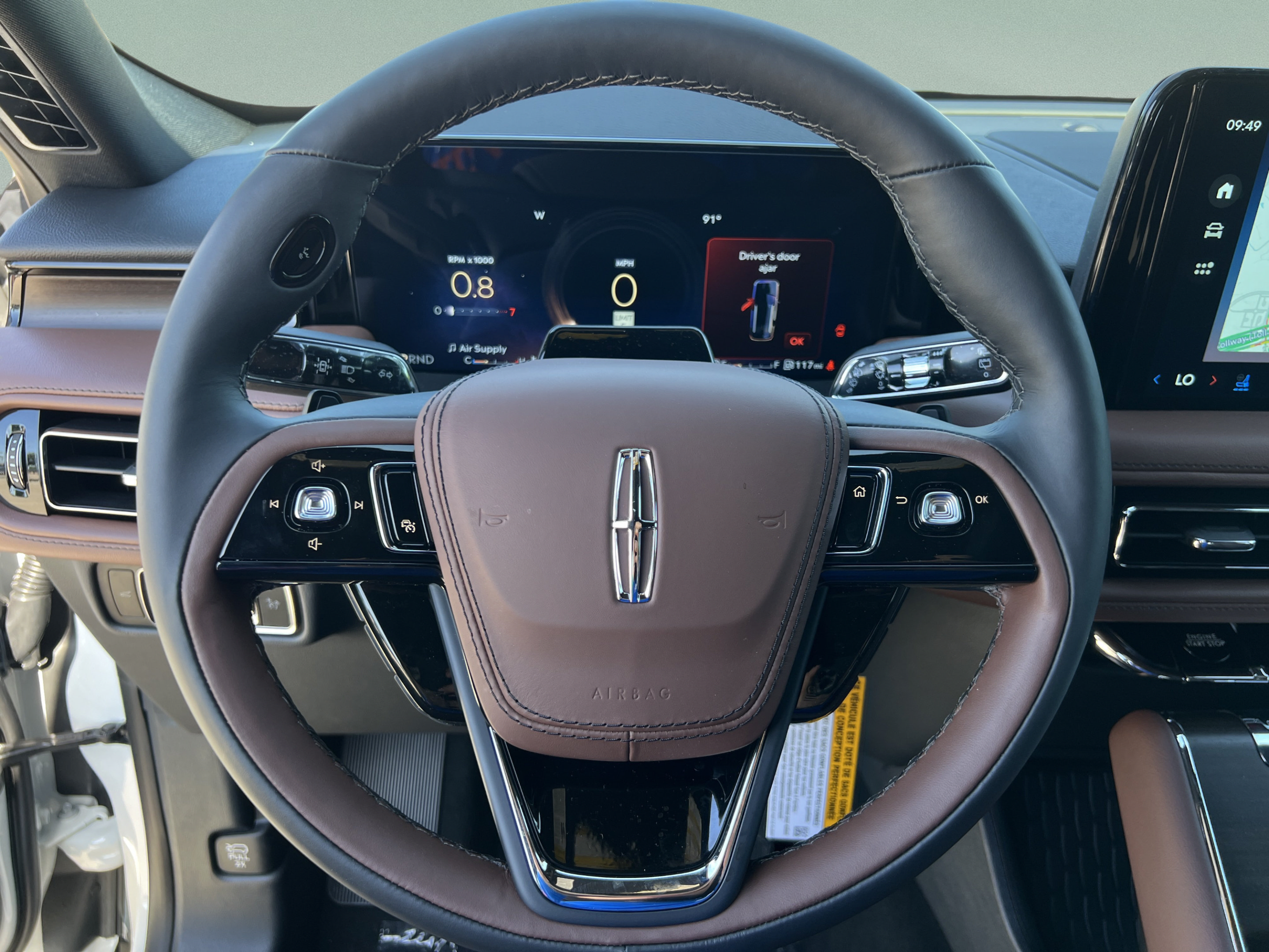 New 2026 Lincoln Aviator Reserve w/ Luxury Package RWD image 10