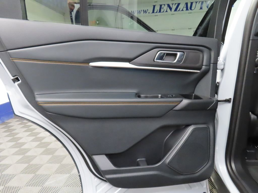 Used 2026 Ford Explorer Tremor w/ Tremor Convenience Package AWD/4WD image 60