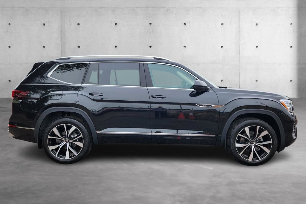 New 2025 Volkswagen Atlas SEL Premium R-Line image 24