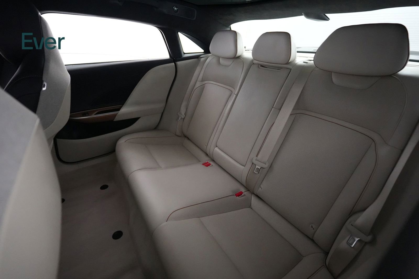 Used 2023 Lucid Air Touring image 24