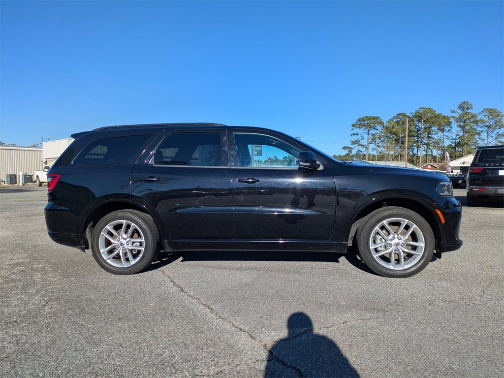 Used 2023 Dodge Durango GT image 4