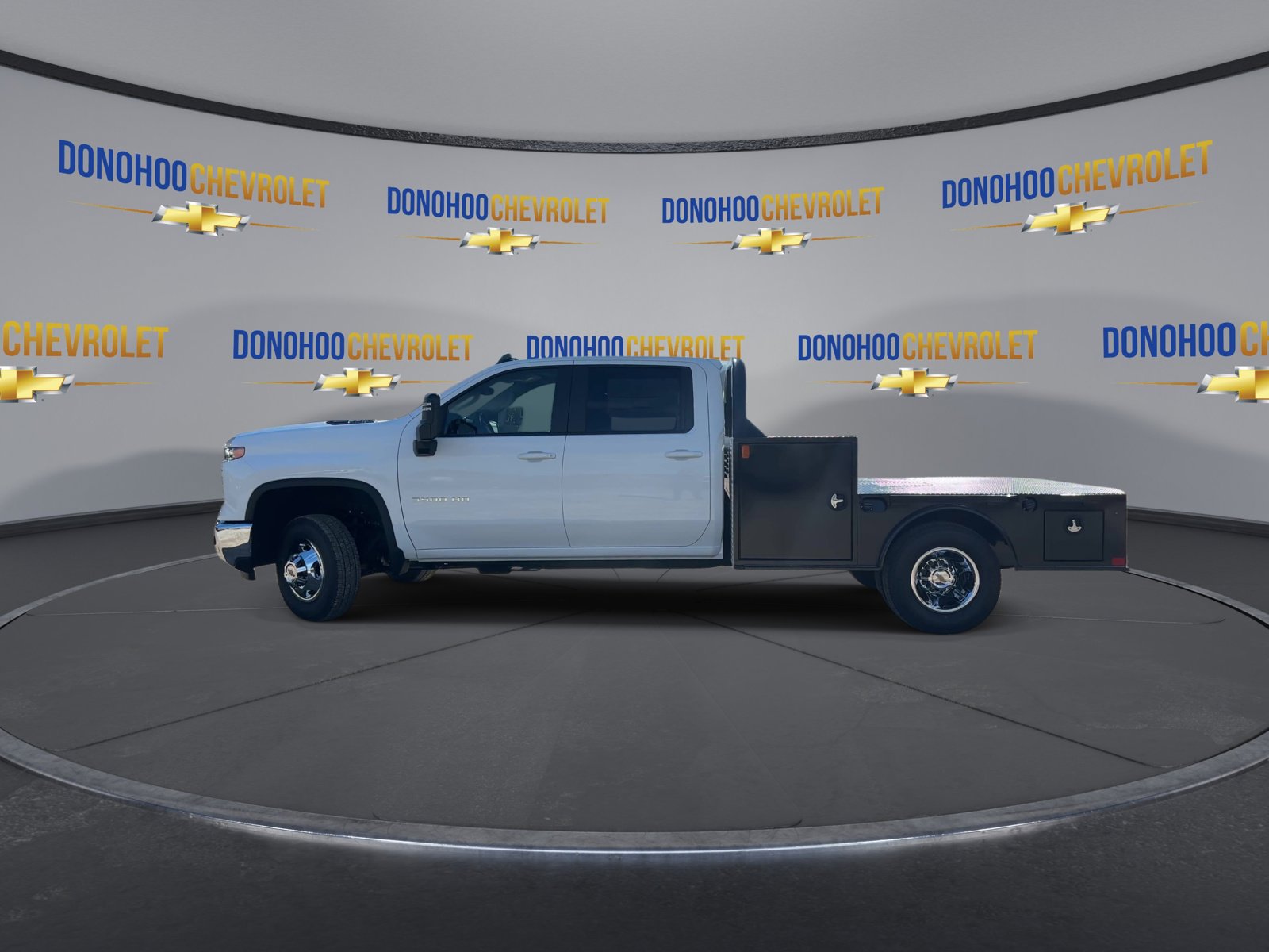 New 2026 Chevrolet Silverado 3500 LT w/ Convenience Package image 8