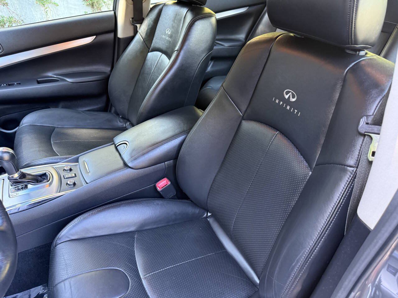 Used 2013 INFINITI G37 x Sedan w/ Premium Pkg AWD/4WD image 16