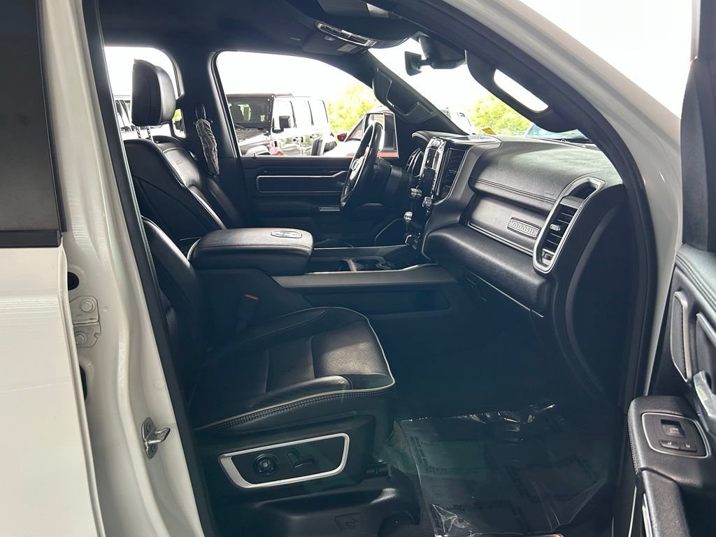 Used 2021 RAM 1500 Laramie AWD/4WD image 39