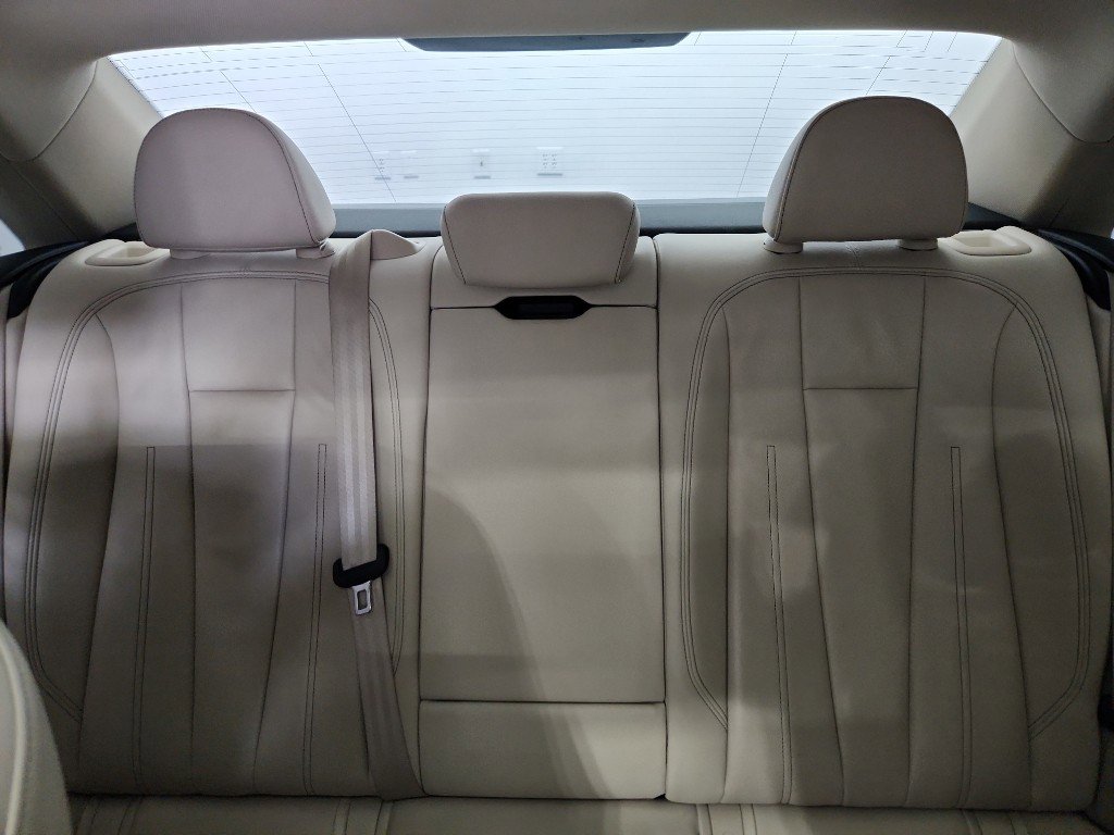 Used 2023 Audi A4 2.0T Premium w/ Convenience Package image 33