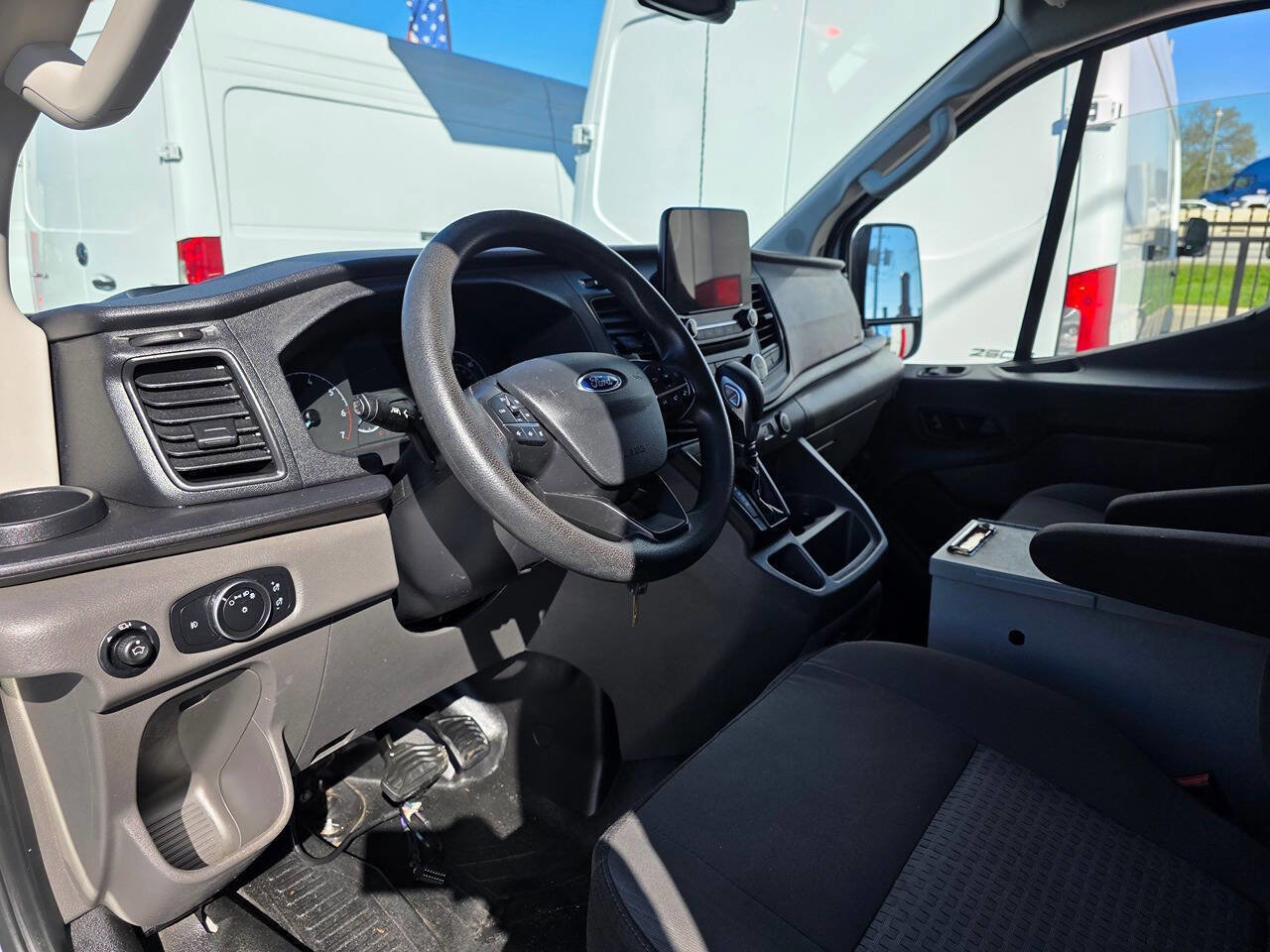 Used 2020 Ford Transit 250 Low Roof image 19