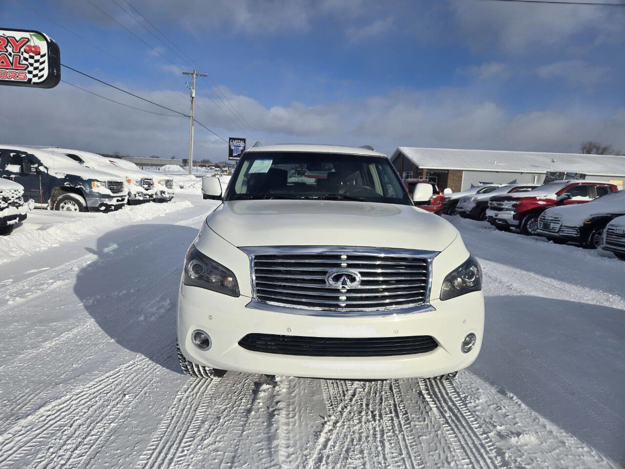 Used 2014 INFINITI QX80 4WD w/ Theater Package image 9