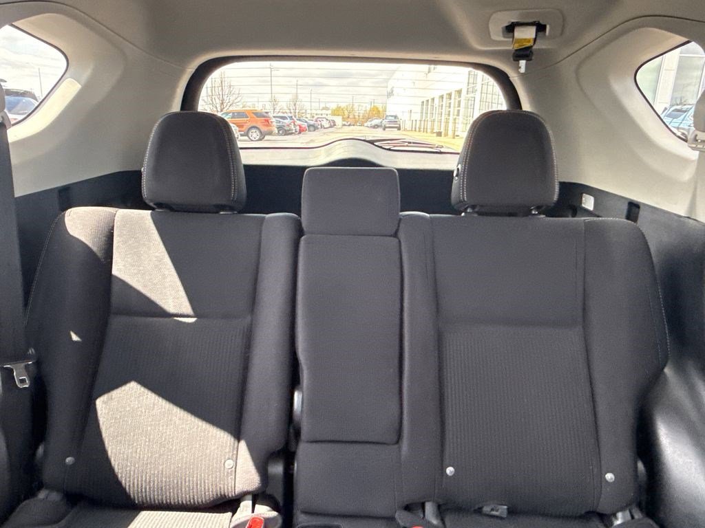 Used 2013 Toyota RAV4 XLE AWD/4WD image 17